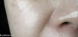 画像：塗ったあと…ツヤ感がハンパないです。が、皮膜感はなく、あらが目立ちにくい♪